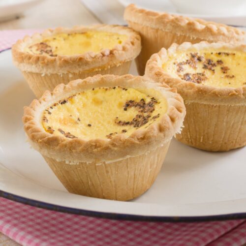 Egg custard tart