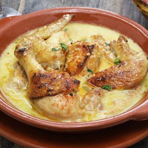 Shkmeruli chicken